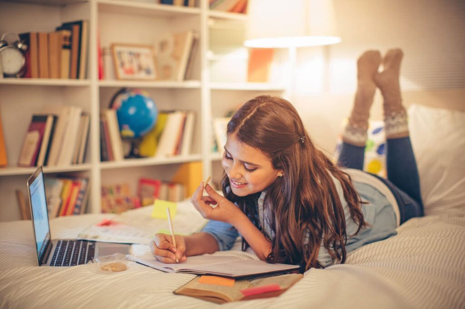 Trouver les meilleurs meubles pour la chambre d'un adolescent : un lit, un bureau et plus encore