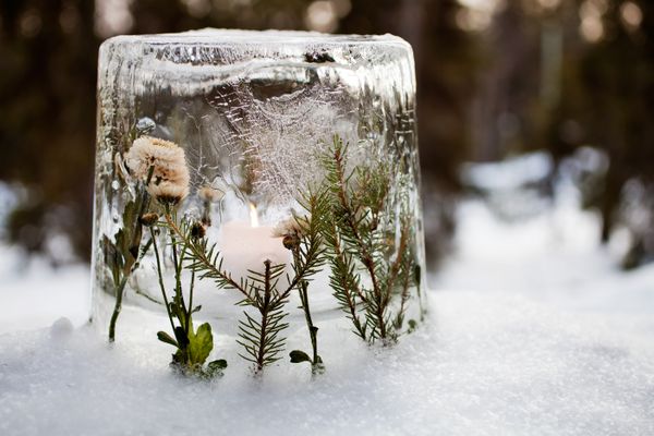 Ice lanterns