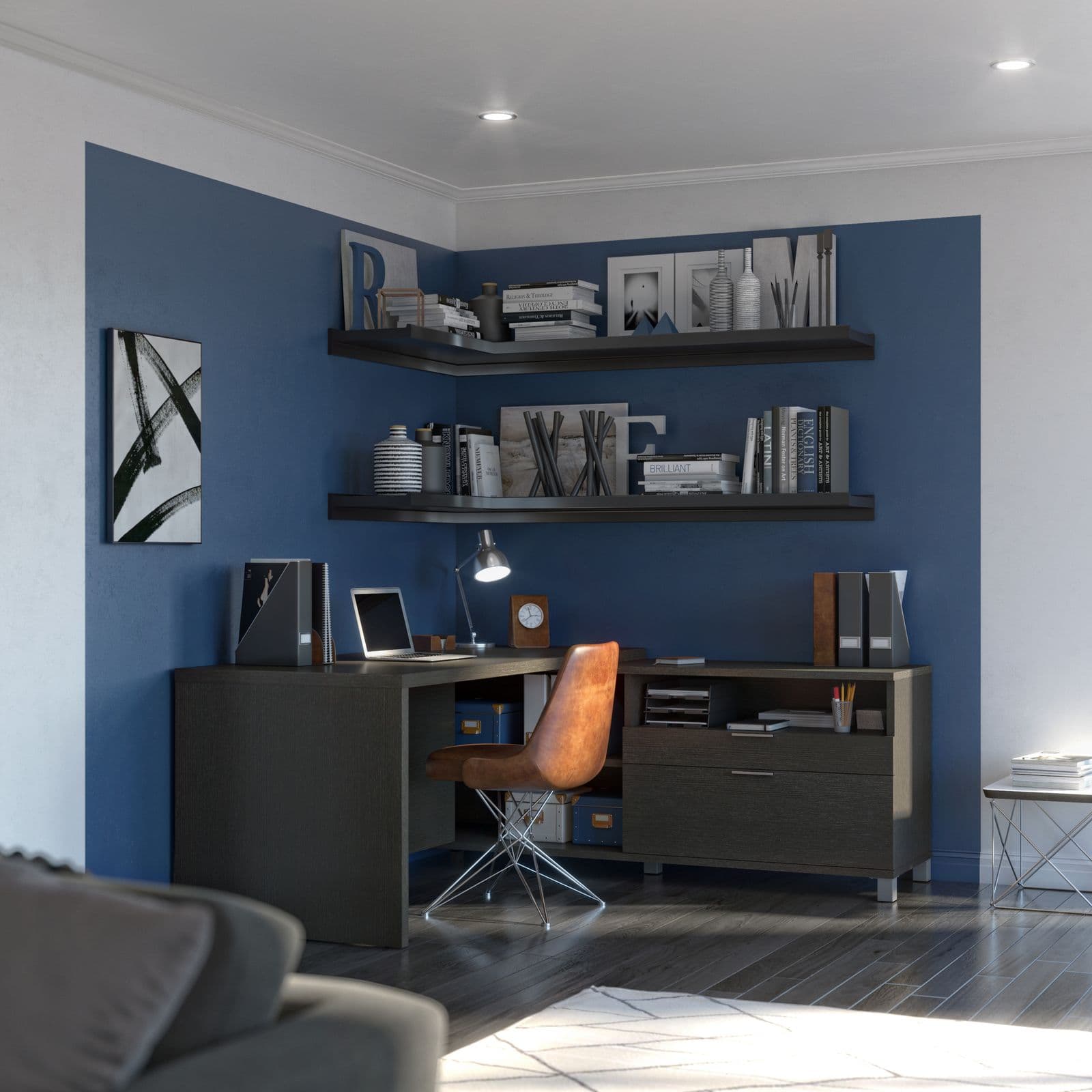 Bureau en L de Bestar avec un mur bleu