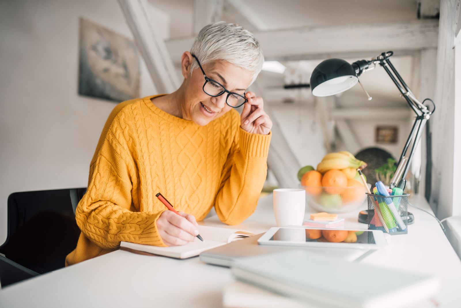 Older woman who works from home