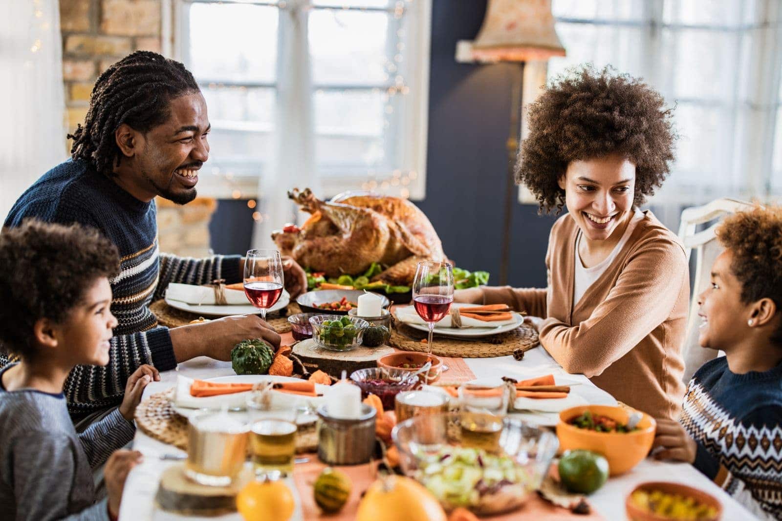 Famille repas de l'Action de grâce