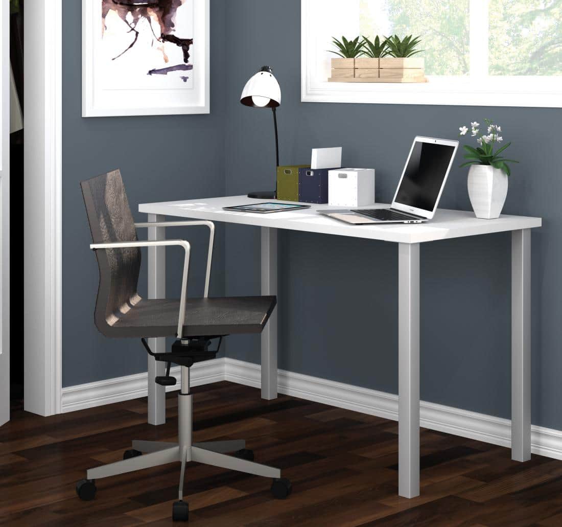 Universel 48W Table Desk with Square Metal Legs Bestar